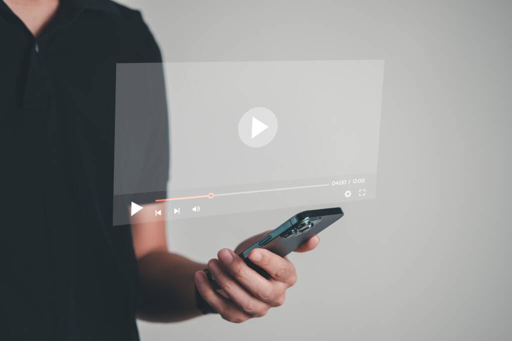 como ganar dinero viendo videos